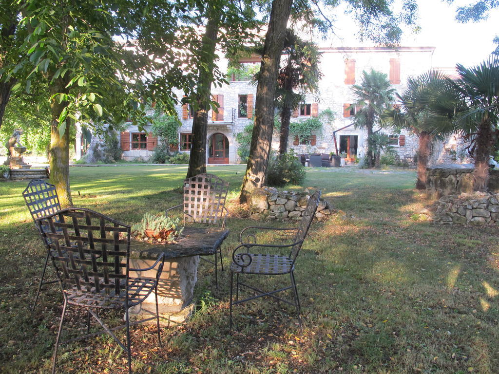 Villa Castello Rausch Valkarin Экстерьер фото
